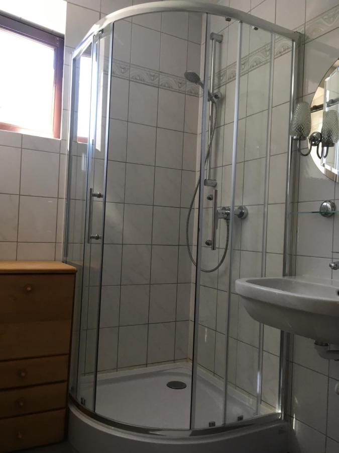 לינה וארוחת בוקר איבס אן דר דונאו Lindenhof Ybbs מראה חיצוני תמונה